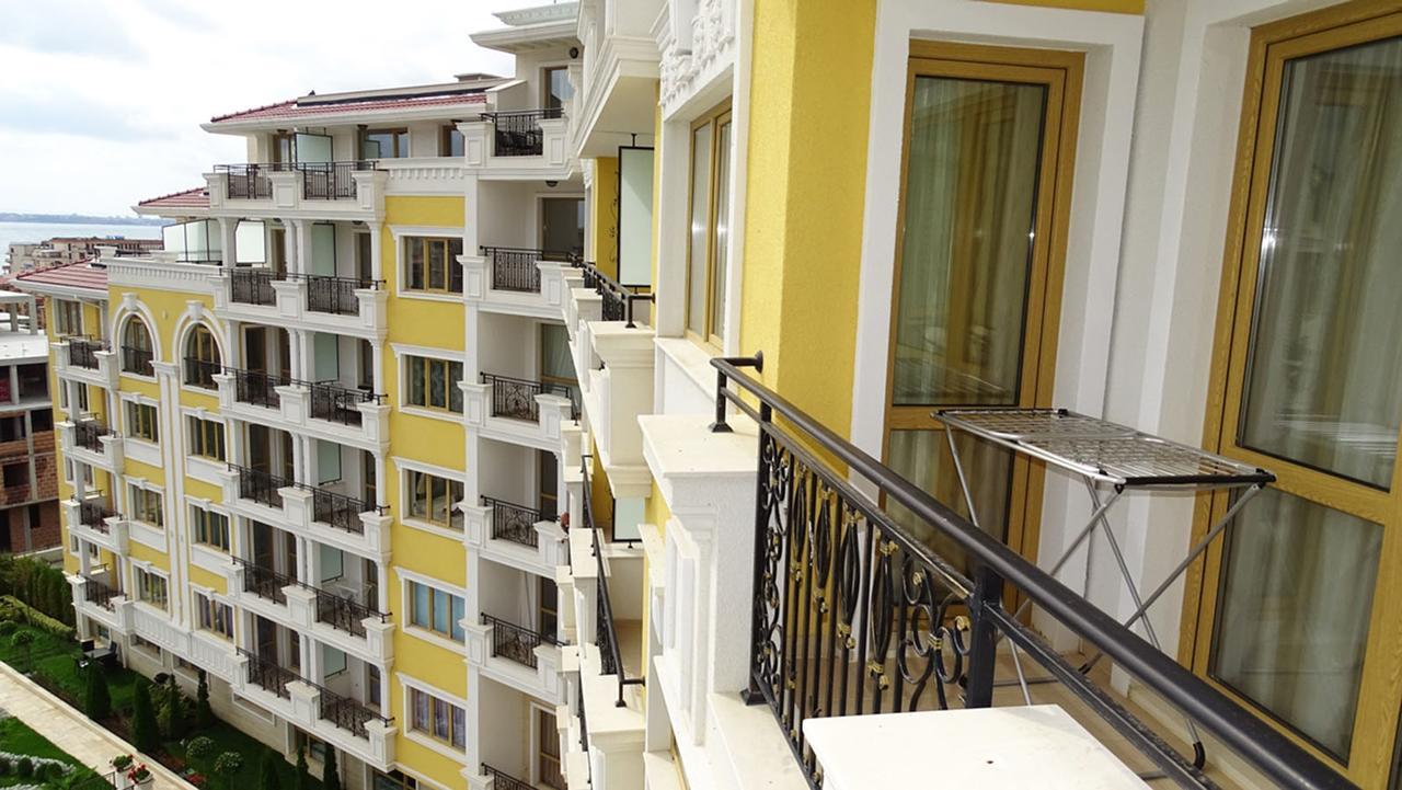 Florence Deluxe Apartments Sveti Vlas Extérieur photo
